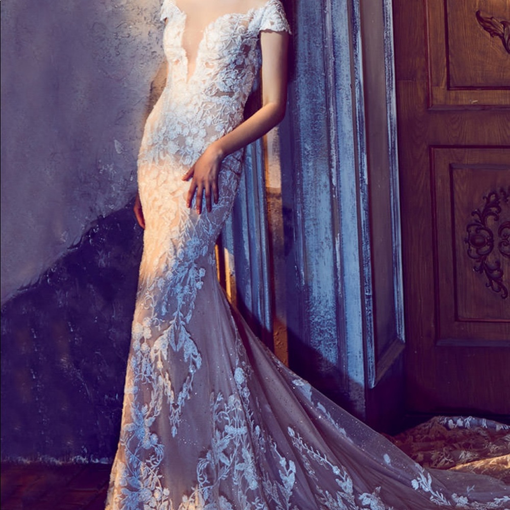 Calla Blanche- Lychina